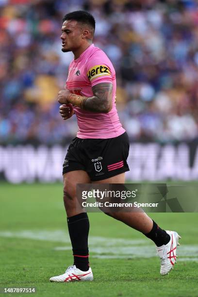 Spencer Leniu of the Panthers leaves the field injured during the round 10 NRL match between the New Zealand Warriors and Penrith Panthers at Suncorp...