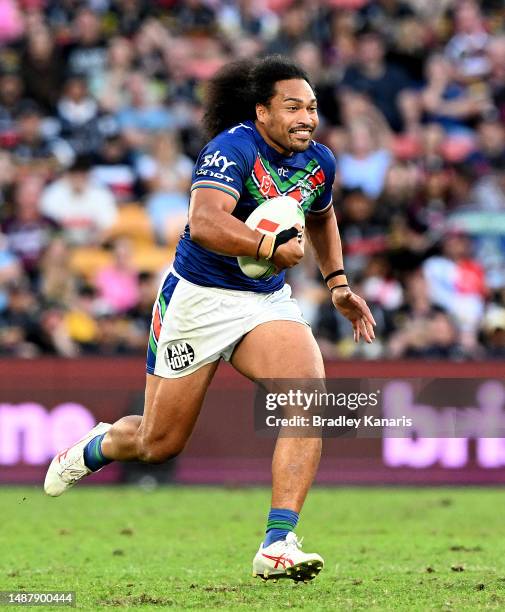 Bunty Afoa of the Warriors in action during the round 10 NRL match between the New Zealand Warriors and Penrith Panthers at Suncorp Stadium on May...