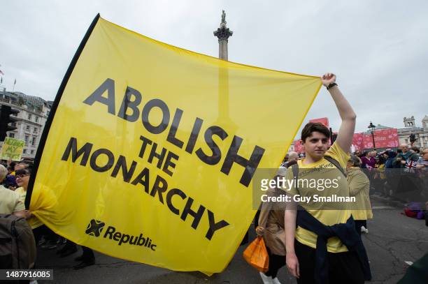 Supporters of the Republic pressure group protest against the coronation on the edge of Trafalgar Square at the top of Whitehall on May 6, 2023 in...