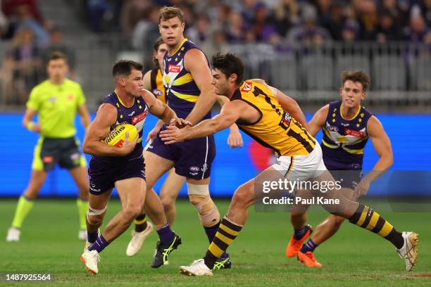 Jaeger O'Meara of the Dockers in action during the round eight AFL match between Fremantle Dockers and Hawthorn Hawks at Optus Stadium, on May 06 in...