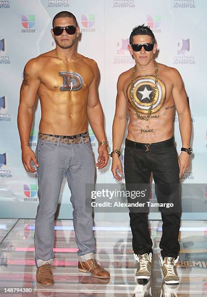 Dyland and Lenny arrive at Univision's Premios Juventud Awards at Bank United Center on July 19, 2012 in Miami, Florida.
