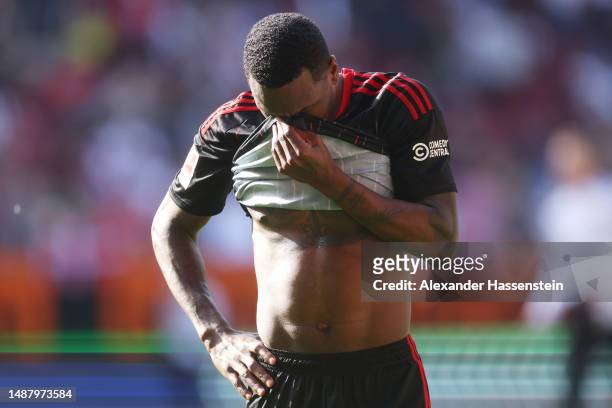 Sheraldo Becker of 1.FC Union Berlin looks dejected following the team's defeat in the Bundesliga match between FC Augsburg and 1. FC Union Berlin at...