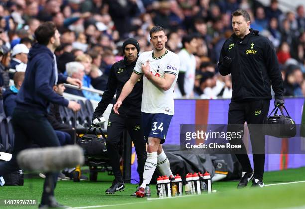 Clement Lenglet of Tottenham Hotspur is substituted off with an injury before reacting to Ryan Mason , Interim Manager of Tottenham Hotspur, during...