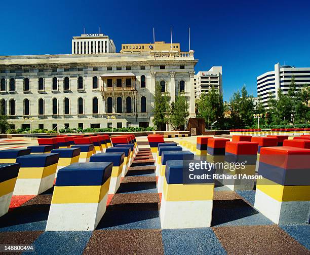 the hajek sculpture garden and the old parliament house. - canberra stock pictures, royalty-free photos & images