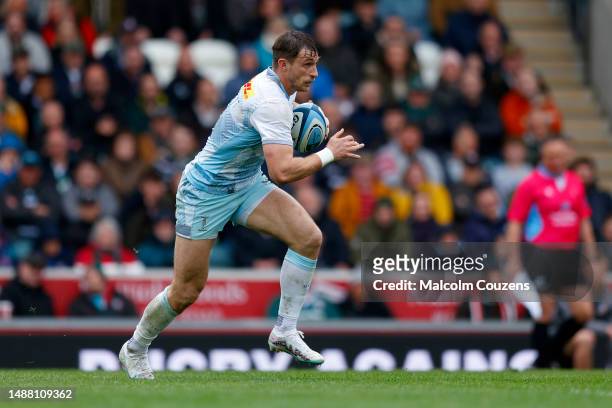 Josh Bassett of Harlequins runs with the ball during the Gallagher Premiership Rugby match between Leicester Tigers and Harlequins at Mattioli Woods...