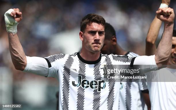 Dusan Vlahovic of Juventus FC celebrates the victory at the end of the Serie A match between Atalanta BC and Juventus FC at Gewiss Stadium on May 07,...