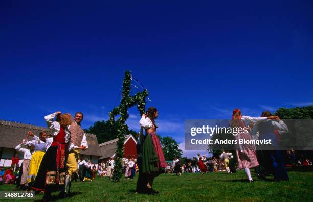 531 Maypole Dance Stock Photos, High-Res Pictures, and Images - Getty ...