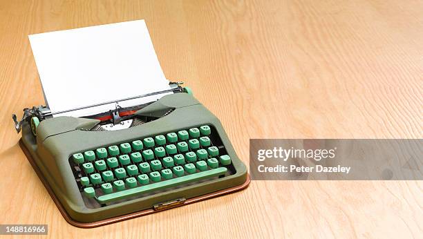 old fashioned, retro typewriter, with copy space - macchina da scrivere foto e immagini stock