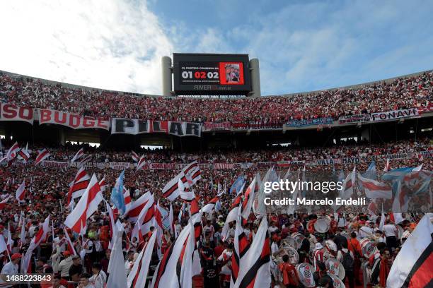 Fans of River Plate cheer prior to a Liga Profesional 2023 match between River Plate and Boca Juniors at Estadio Más Monumental Antonio Vespucio...