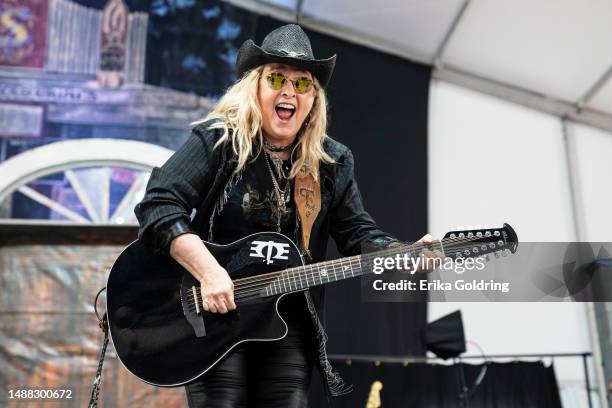 Melissa Etheridge performs during 2023 New Orleans Jazz & Heritage Festiva at Fair Grounds Race Course on May 07, 2023 in New Orleans, Louisiana.