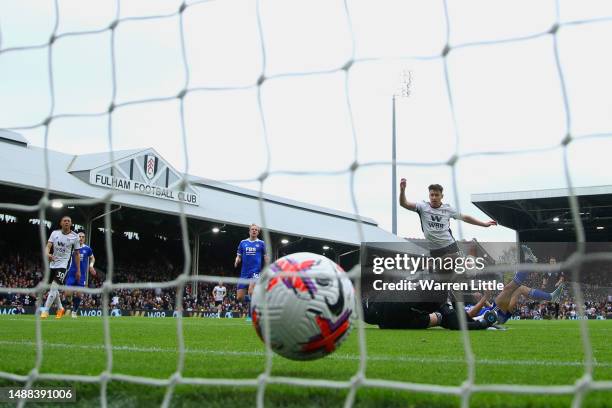 General view as Tom Cairney of Fulham scores the team's fourth goal as Daniel Iversen of Leicester City fails to make a save during the Premier...