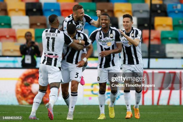 Adam Masina of Udinese celebrates scoring a goal with teammates during the Serie A match between Udinese Calcio and UC Sampdoria at Dacia Arena on...