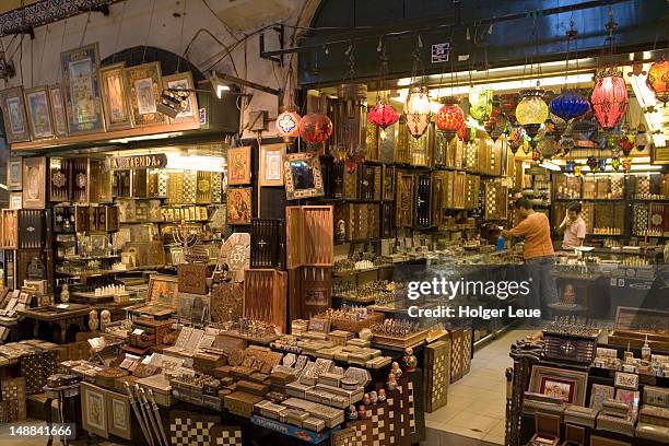 selling backgammon and other souvenirs at kapali carsi grand bazaar. - middle east market stock pictures, royalty-free photos & images