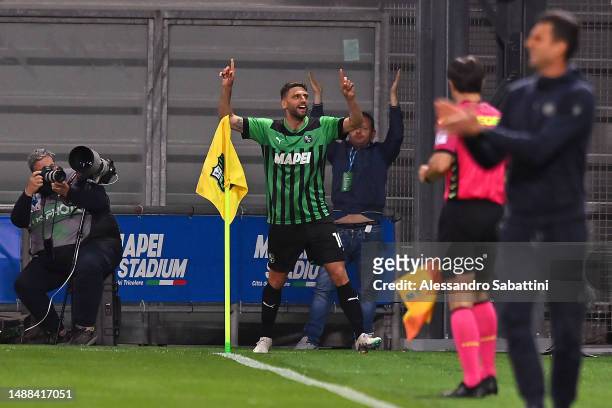 Domenico Berardi of US Sassuolo celebrates after scoring the team's first goal during the Serie A match between US Sassuolo and Bologna FC at Mapei...