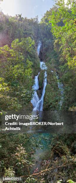 waterfall, salto el rocio, guanayara national park, cuba - provincia de huelva stock pictures, royalty-free photos & images