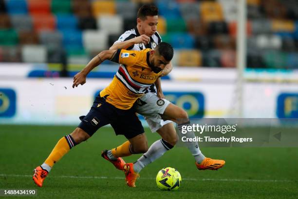 Tomas Rincon of Sampdoria under pressure from Florian Thauvin of Udinese during the Serie A match between Udinese Calcio and UC Sampdoria at Dacia...