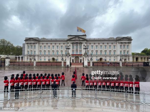 palace guards - guarda de honra evento imagens e fotografias de stock
