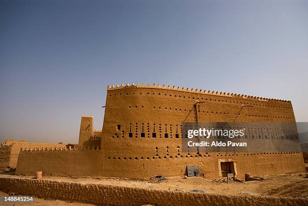 royal palace of saud dynasty at al-diriya old town. - riad stock pictures, royalty-free photos & images