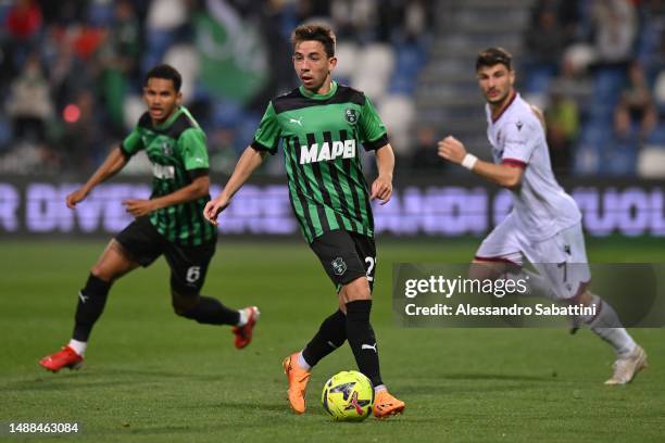 Maxime Lopez of US Sassuolo in action during the Serie A match between US Sassuolo and Bologna FC at Mapei Stadium - Citta' del Tricolore on May 08,...