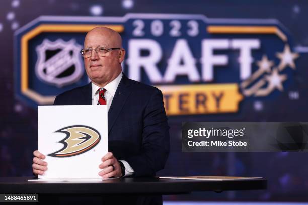 National Hockey League Deputy Commissioner Bill Daly announces the Anaheim Ducks overall draft position during the 2023 NHL Draft Lottery on May 08,...