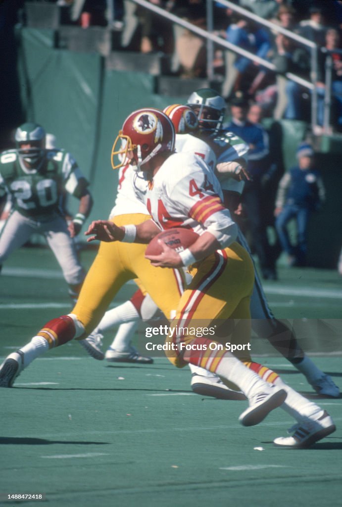 44 Redskins John Riggins John Riggins of the Washington Redskins runs the ball against the ...