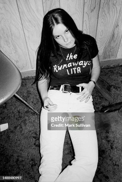 Bassist Lita Ford of the Runaways in the dressing room at the Starwood, West Hollywood, CA on September 13, 1976.