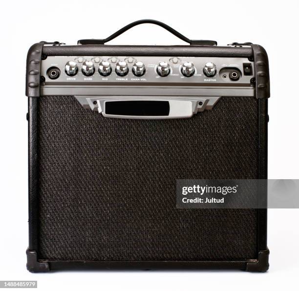 guitar amplifier isolated on white background - amplificateur photos et images de collection