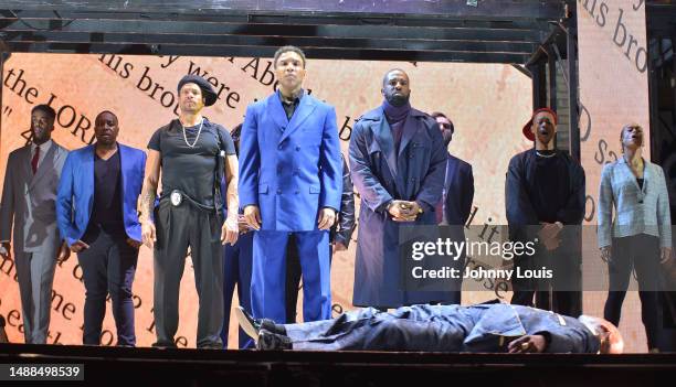 Actor Landon Moss, Gary Dourdan, Allen Payne, Richard Gallion and Treach perform on stage during the Je'caryous Johnson Presents: New Jack City Live...
