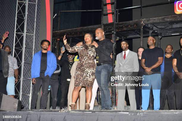 Writer/Director/Producer Je'Caryous Johnson speak to the cast and crews Actor Vincent M. Ward, Chikezie Nwankwo, Torrei Hart, Antonyio Aritis,...