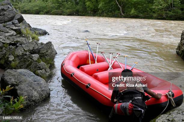 River Rescue Inflatable 378 Inflatable Raft Storm Stock Photos, High-Res Pictures, and Images ...