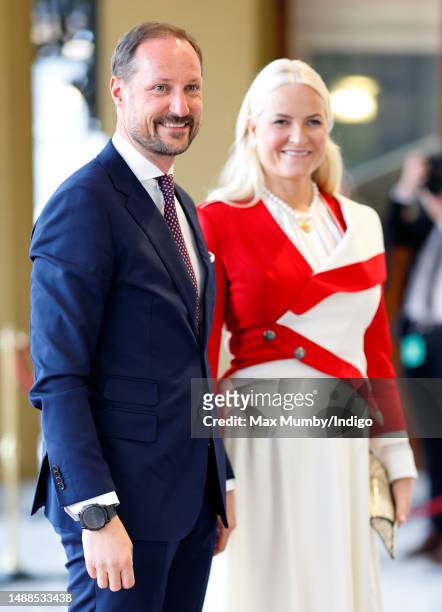 Crown Prince Haakon of Norway and Crown Princess Mette-Marit of Norway attend a reception at Buckingham Palace for overseas guests ahead of the...