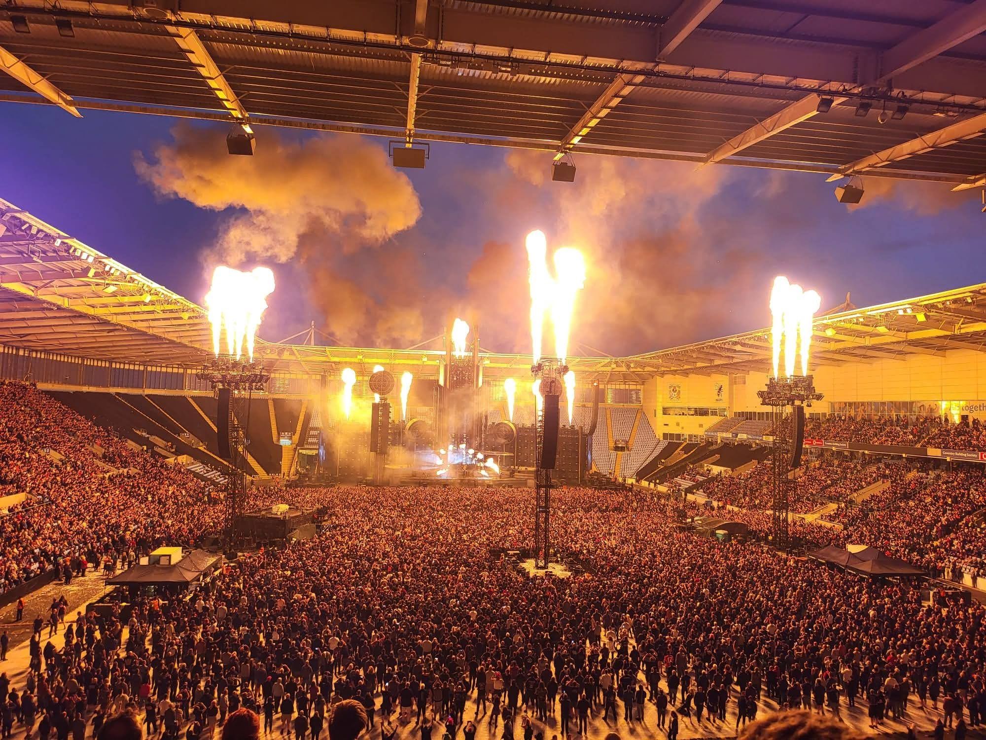 arcade fire concert