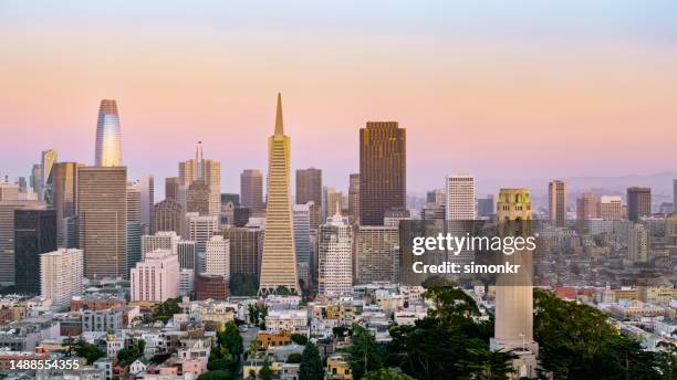 vista de la ciudad de san francisco - san francisco fotografías e imágenes de stock