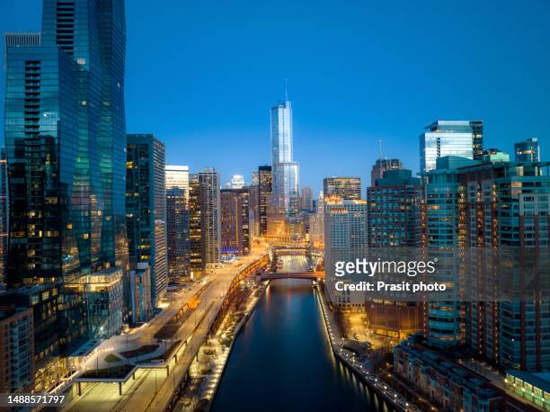 aerial view of the drone in chicago shows the skyscrapers, streets ,rivers and park in the center of the city near the beautiful lake michigan in illinois, usa. - tribune tower stock pictures, royalty-free photos & images