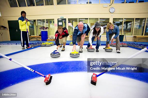 curling. - curling for sport stock-fotos und bilder