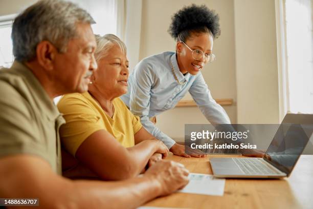 laptop, planning and financial advisor with a elderly couple at their home talking on pension or retirement savings. technology, discussion and female accountant with senior people for finance funds. - red couple stockfoto's en -beelden
