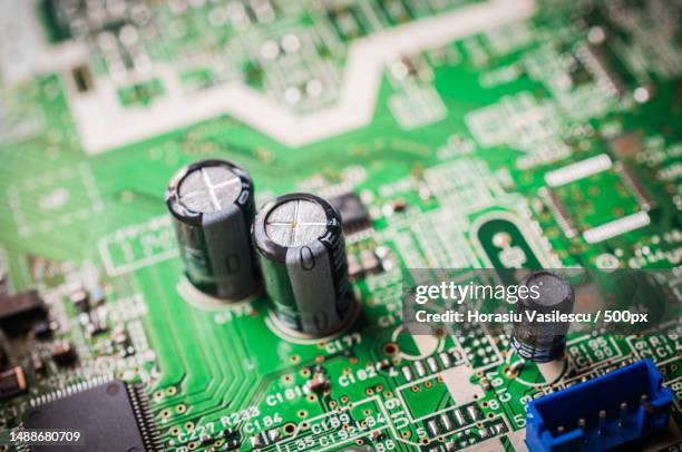 full frame shot of circuit board - elektrischer widerstand stock-fotos und bilder