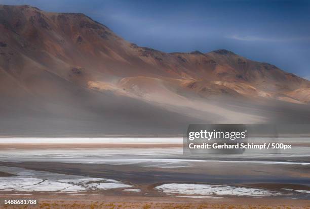 scenic view of desert against sky,pase de jama,chile - gerhard schimpf imagens e fotografias de stock