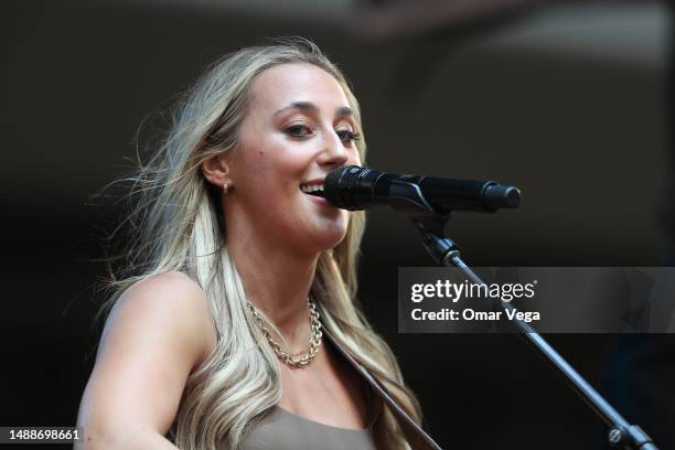 Ashley Rnd Singer Ashley Cooke Singer Photos and Premium High Res Pictures - Getty Images