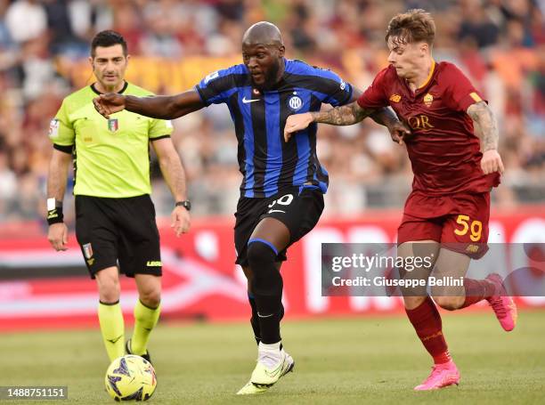 Romelu Lukakuof FC Internazionale and Nicola Zalewski of AS Roma in action during the Serie A match between AS Roma and FC Internazionale at Stadio...