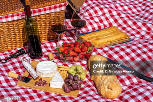picnic basket , outdoor picnic - wine picnic stock pictures, royalty-free photos & images