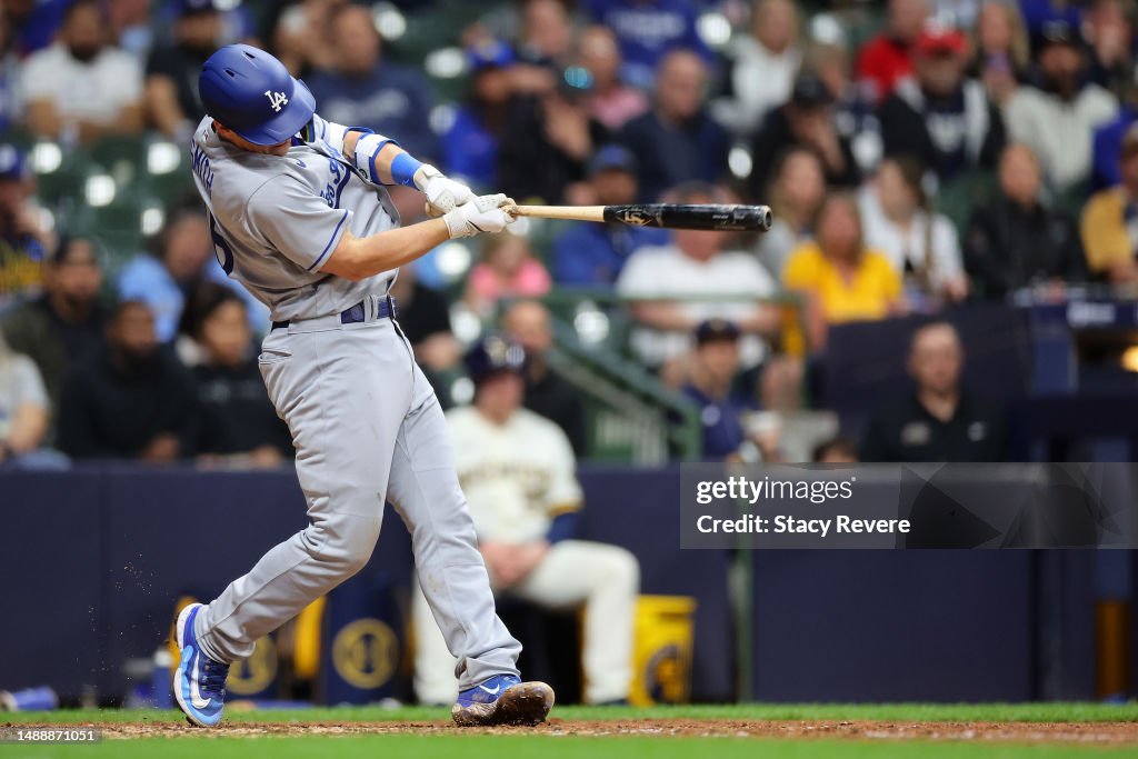 Los Angeles Dodgers v Milwaukee Brewers