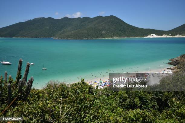pontal do atalaia beach - pontal do atalaia stock pictures, royalty-free photos & images