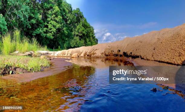 scenic view of lake against sky,killbear provincial park,ontario,canada - killbear provincial park stockfoto's en -beelden