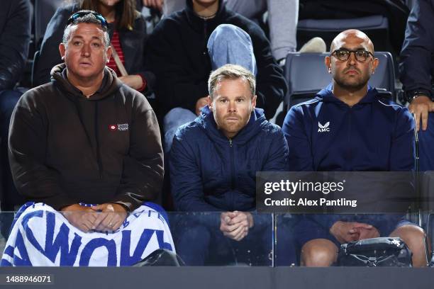 Shane Annun, Physio to Andy Murray, looks on with the coaching team during Andy Murray against Fabio Fognini of Italy during the Men's Singles First...