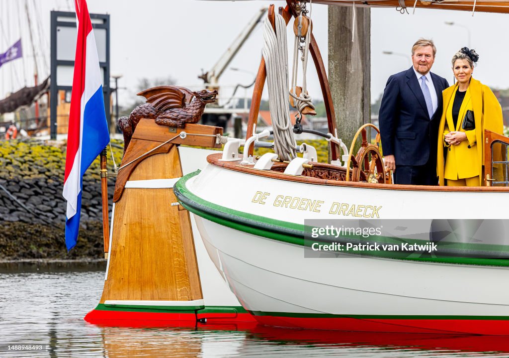 CASA REAL HOLANDESA - Página 89 King-willem-alexander-of-the-netherlands-and-queen-maxima-of-the-netherlands-at-their-royal