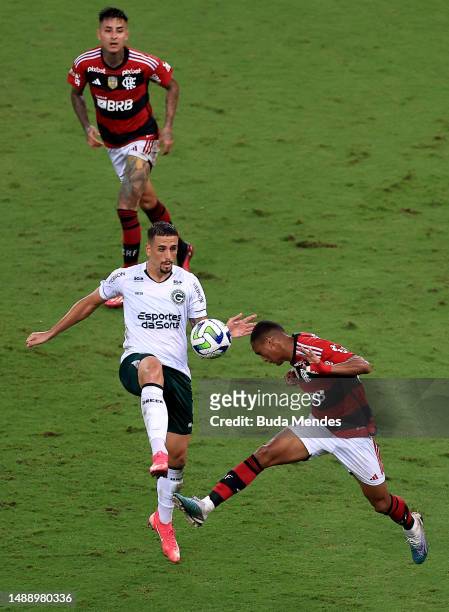 Matheus Peixoto of Goias fights for the ball with Wesley of Flamengo during the match between Flamengo and Goias as part of Brasileirao 2023 at...