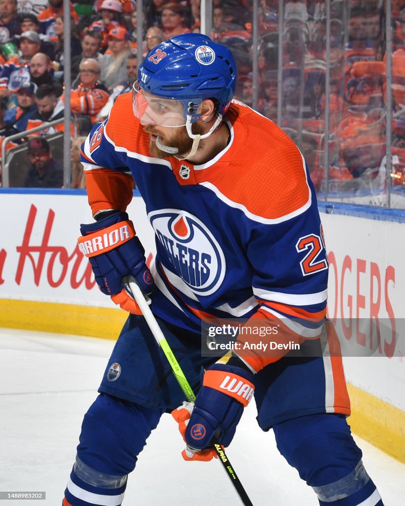 Leon Draisaitl 2025 Nfl Barbe Carlita leon-draisaitl-2025-nfl-barbe-carlita