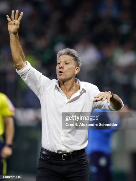 Renato Gaucho, head coach of Gremio gestures during a match between Palmeiras and Gremio as part of Brasileirao Series A 2023 at Allianz Parque on...