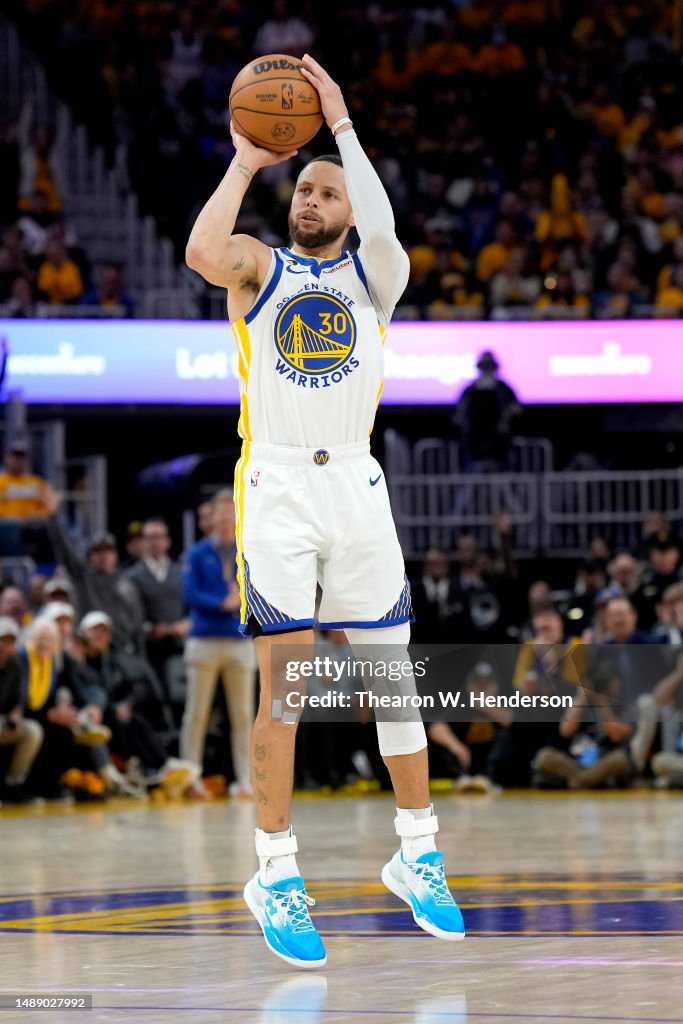 Los Angeles Lakers v Golden State Warriors - Game Five